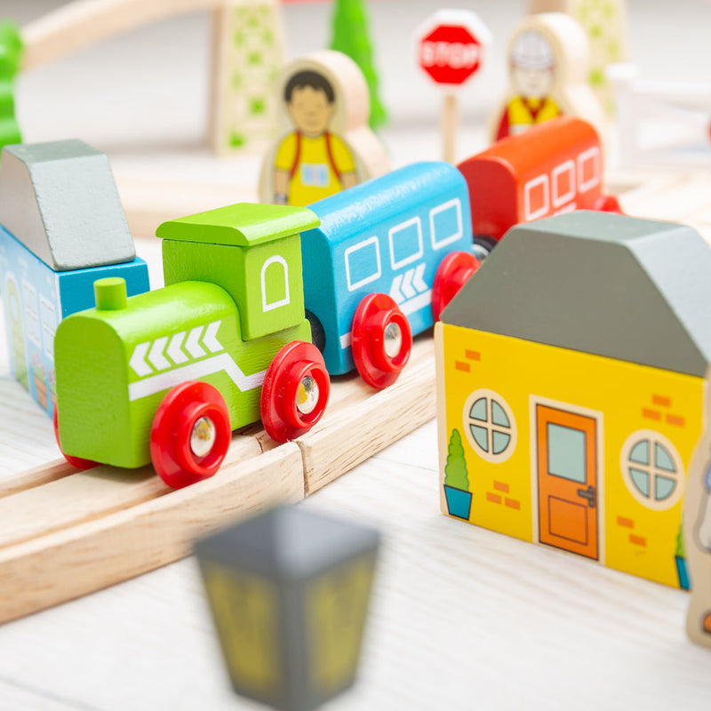 Town and Country Train Set by Bigjigs Toys US