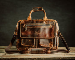 The “Clark” Pilot Bag by Vintage Gentlemen